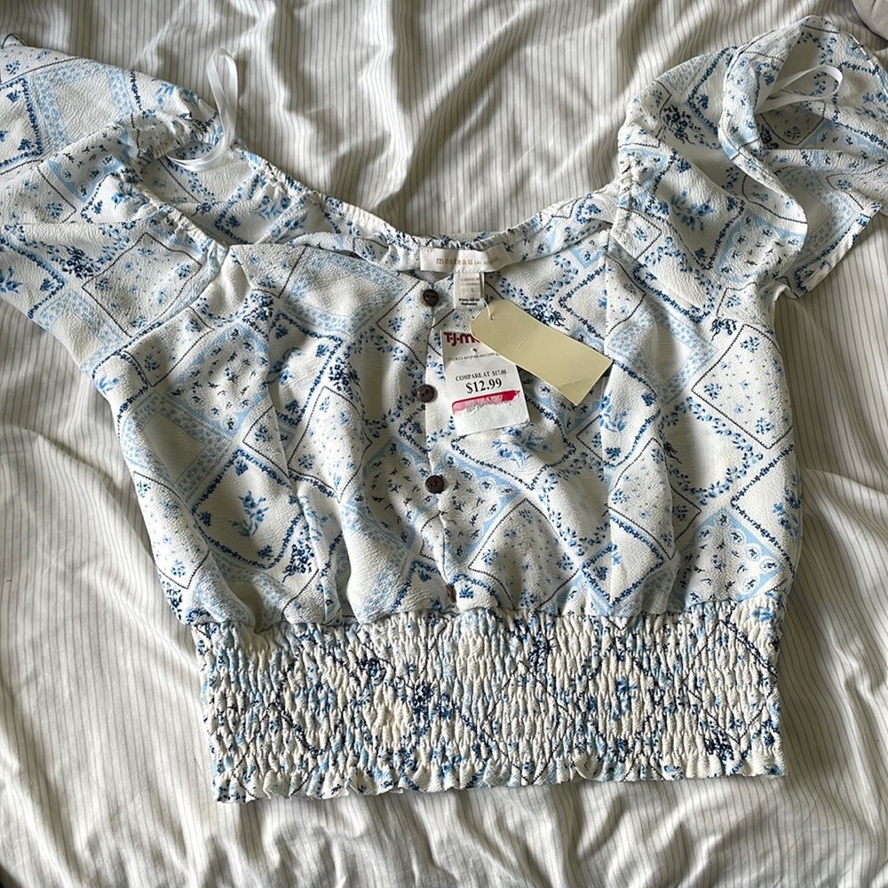 Monteau Los Angeles top size large